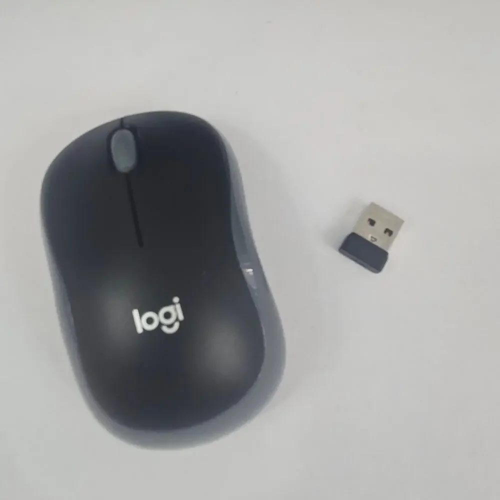 Logitech MK320 Wireless Full Keyboard & Mouse Combo with USB Receiver